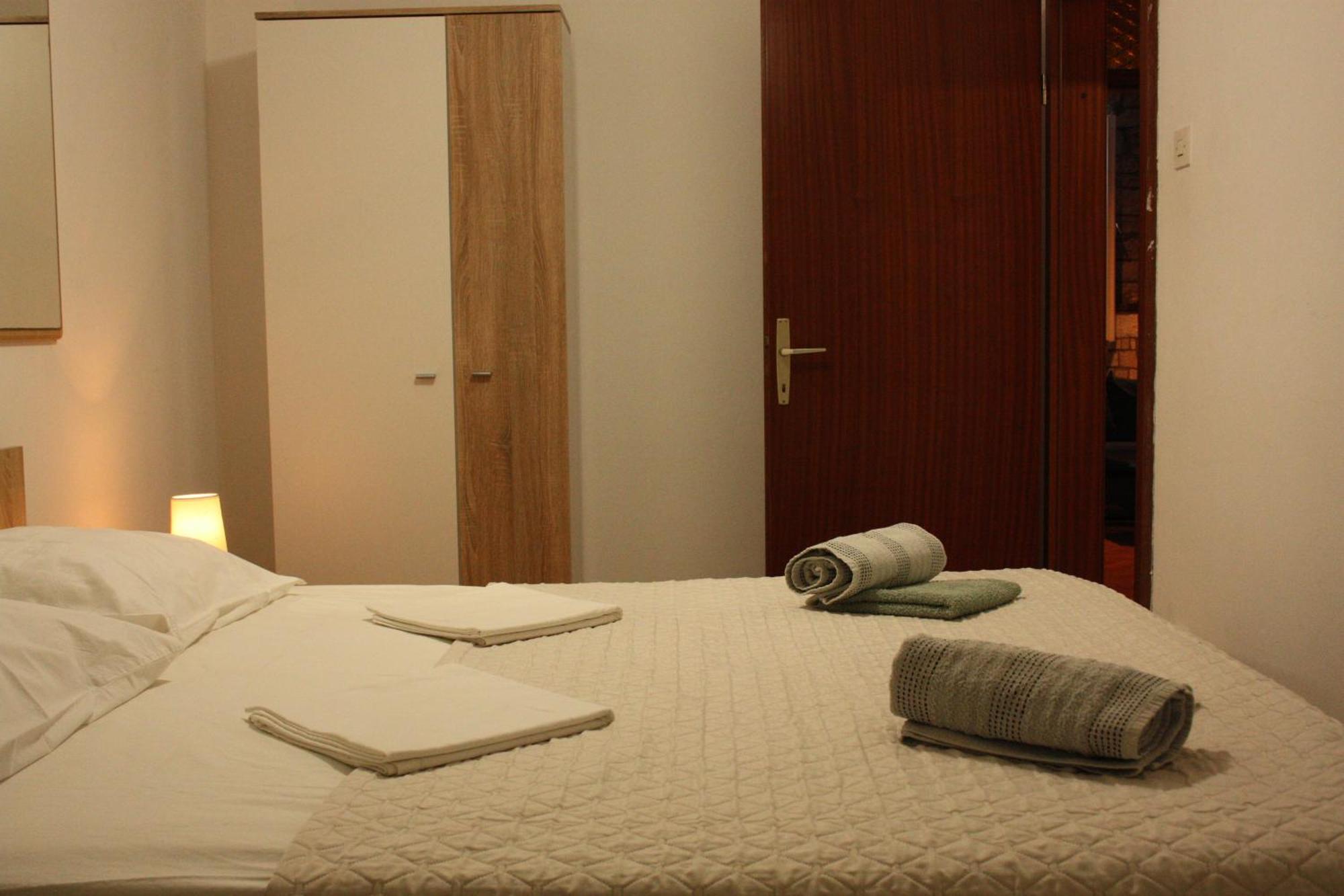 Apartment Ivan Račišće Extérieur photo